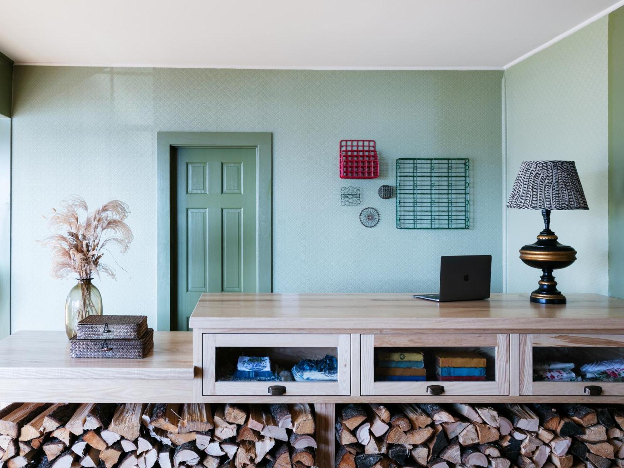 Bluebird Ocean Point Inn Bagian luar foto