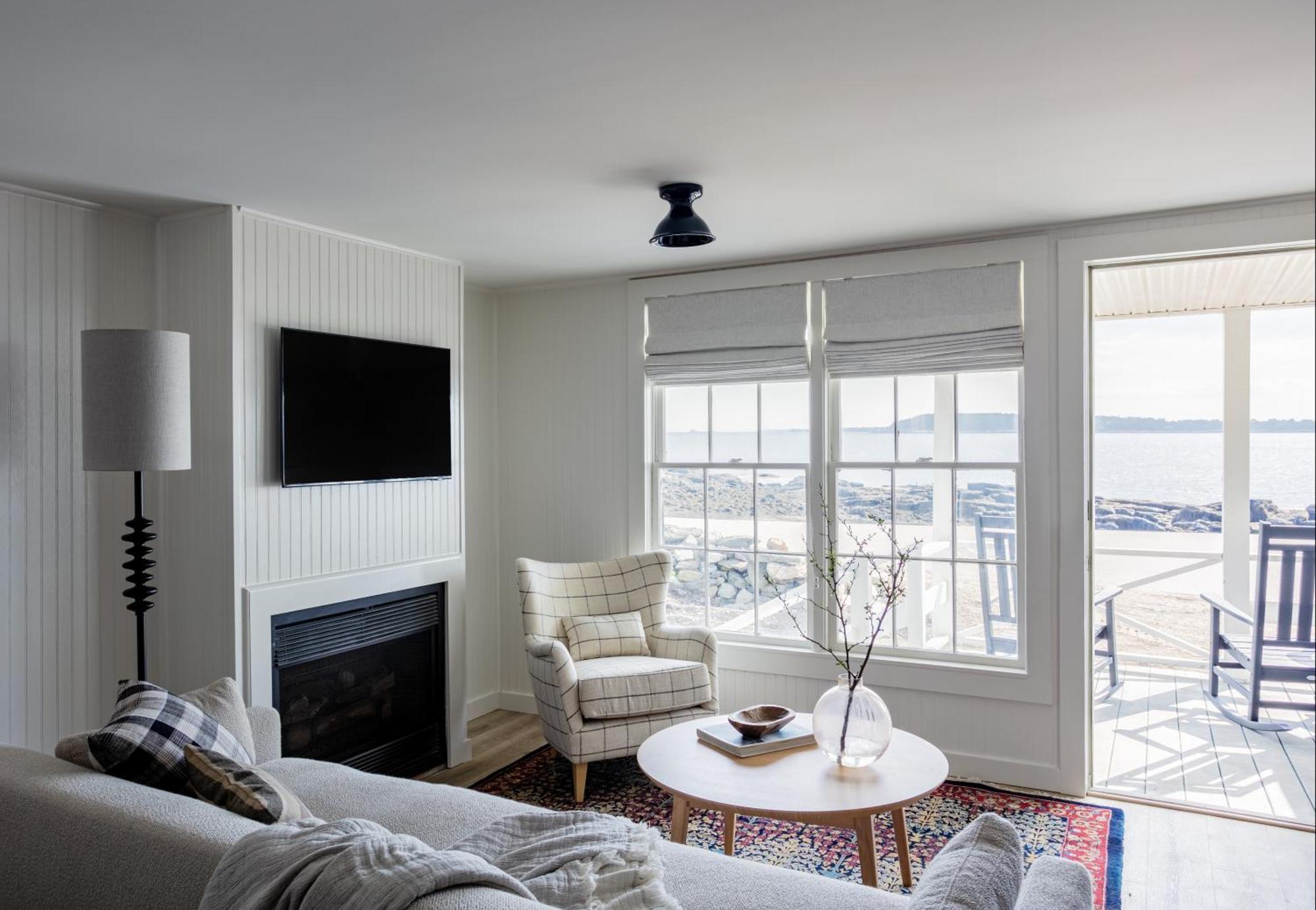 Bluebird Ocean Point Inn Bagian luar foto